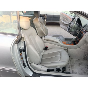 ASIENTO DELANTERO DERECHO 