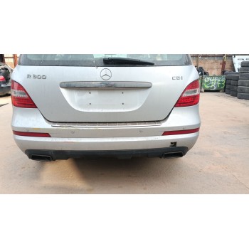 PARAGOLPES TRASERO 25188004479999 