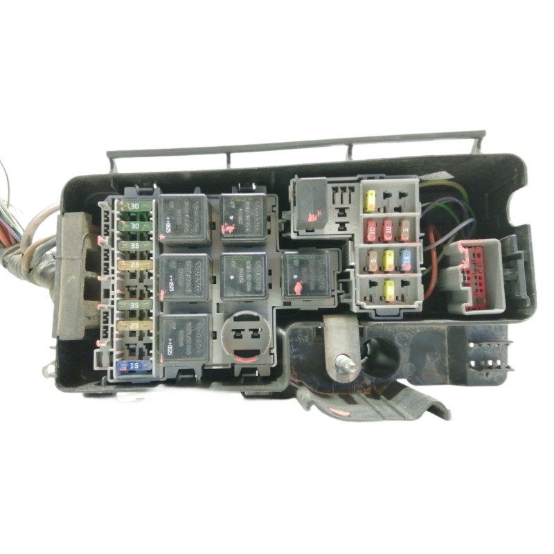 Recambio de caja reles / fusibles para volvo s60 berlina 2.4 d referencia OEM IAM 30728132 9441160 V23134A52X345