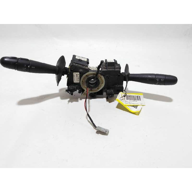 Recambio de mando intermitentes para nissan kubistar (x76) pro (l1) referencia OEM IAM 8200379529  