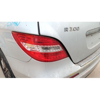PILOTO TRASERO IZQUIERDO 251820196464 