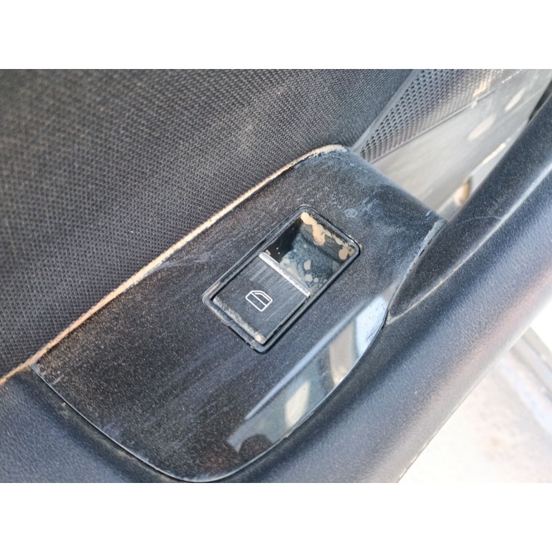 Recambio de mando elevalunas trasero izquierdo para mazda cx-30 (dm) skyactiv-x m hybrid referencia OEM IAM BDGF66370  