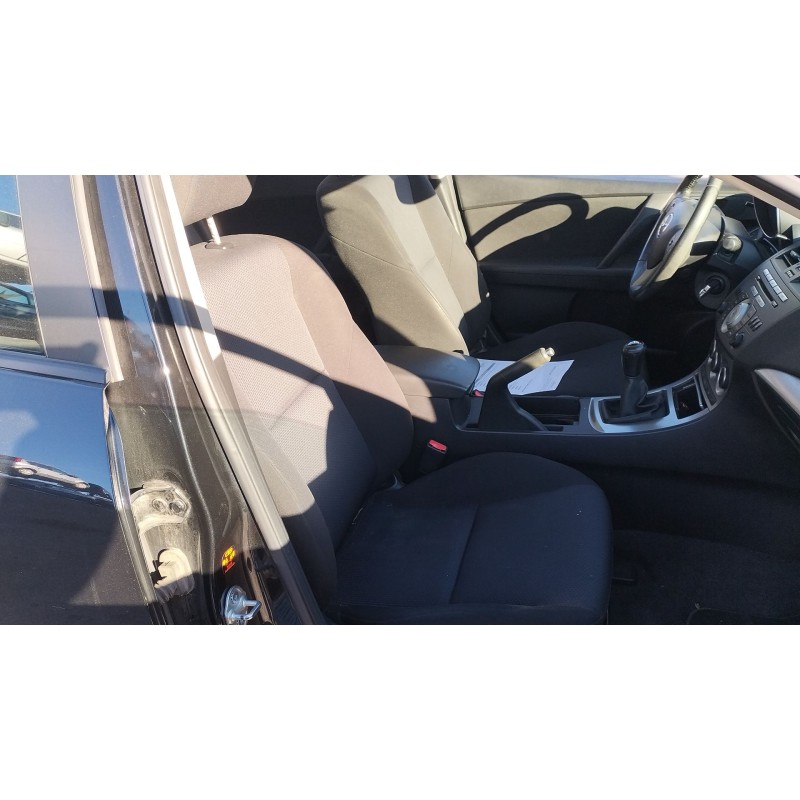 Recambio de asiento delantero derecho para mazda 3 (bl) 1.6 mz-cd (bl14) referencia OEM IAM   