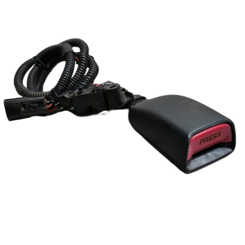 Recambio de enganche cinturon delantero izquierdo para lexus rx 300(mcu35) luxury referencia OEM IAM E067902  7323048071C0