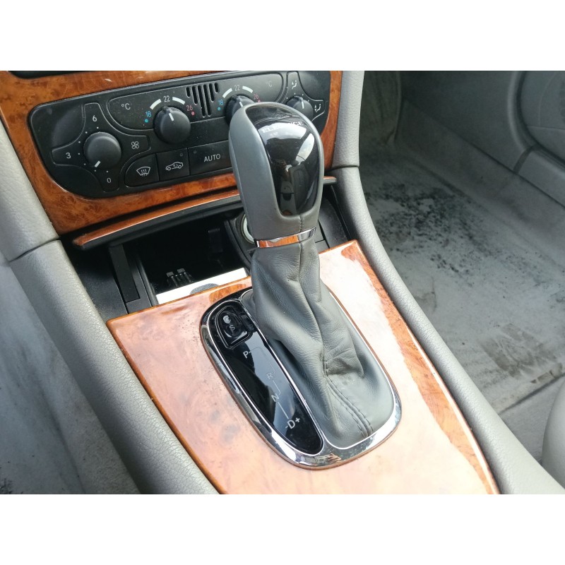 Recambio de pomo palanca cambio para mercedes-benz clk (c209) clk 270 cdi (209.316) referencia OEM IAM   