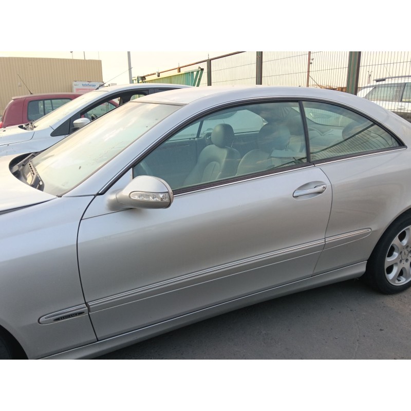 Recambio de puerta delantera izquierda para mercedes-benz clk (c209) clk 270 cdi (209.316) referencia OEM IAM 209720010528  