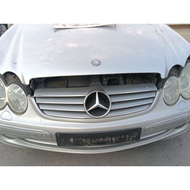 Recambio de rejilla delantera para mercedes-benz clk (c209) clk 270 cdi (209.316) referencia OEM IAM 20988001239040  