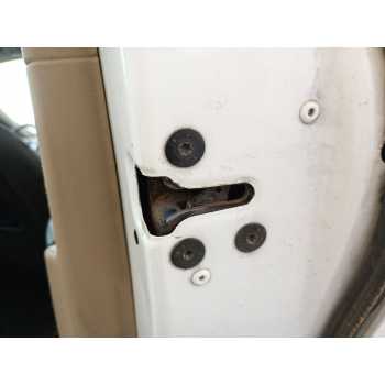 CERRADURA PUERTA TRASERA DERECHA 825020033R 
