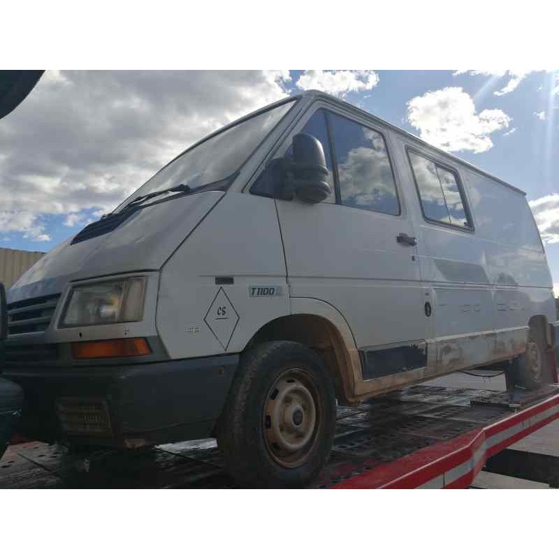 RENAULT TRAFIC (DESDE 5.89)