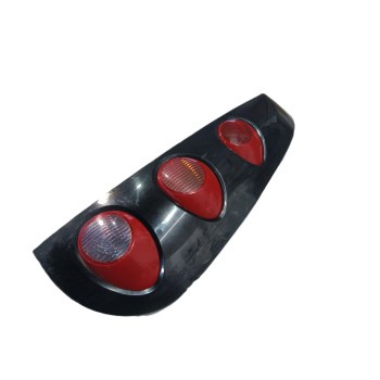 PILOTO TRASERO DERECHO 4548201064 A454820066 