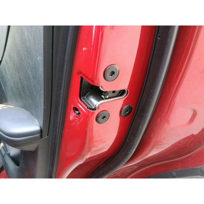 Recambio de cerradura puerta trasera derecha para mg mg 4 (eh32) ev referencia OEM IAM 11095998  
