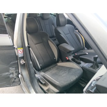 ASIENTO DELANTERO DERECHO 