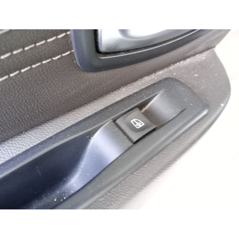 Recambio de mando elevalunas trasero izquierdo para renault grand scénic iii (jz0/1_) 1.9 dci referencia OEM IAM   