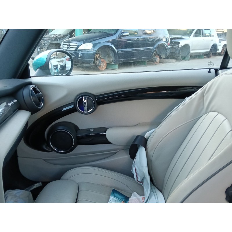 Recambio de guarnecido puerta delantera derecha para mini mini descapotable (f57) cooper referencia OEM IAM   