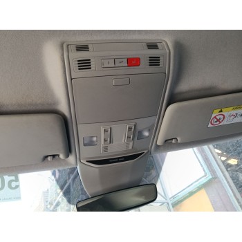 LUZ INTERIOR DELANTERA CENTRAL 2GA947105SEKW 