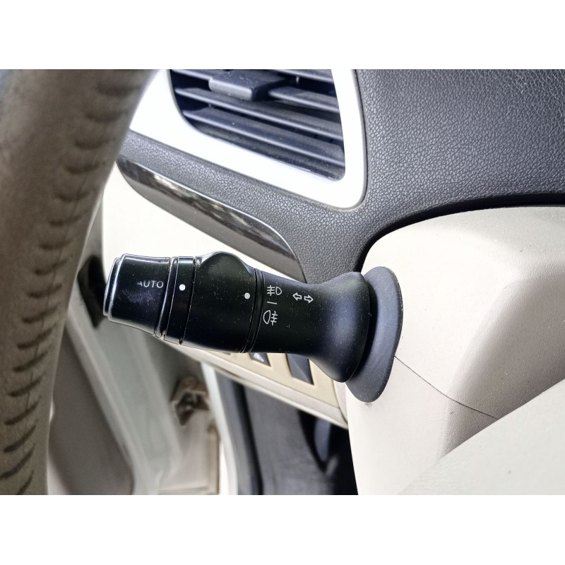 Recambio de mando luces para renault grand scénic iii (jz0/1_) 1.9 dci referencia OEM IAM   
