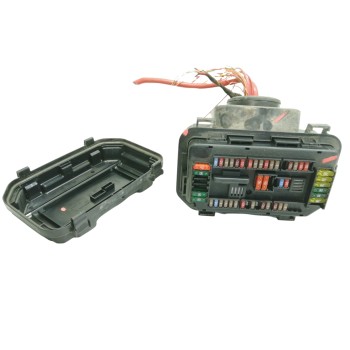 CAJA RELES / FUSIBLES 61149224872 