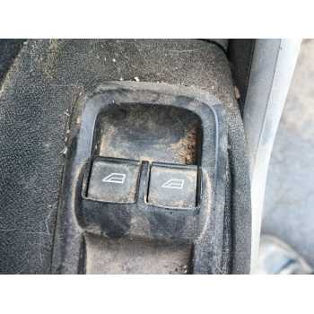 MANDO ELEVALUNAS DELANTERO IZQUIERDO 1547736 8A6T14A132AC