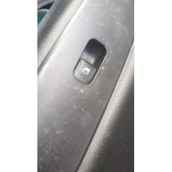 MANDO ELEVALUNAS DELANTERO DERECHO 93576H8000 
