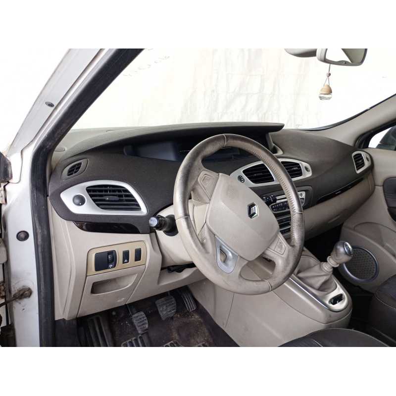 Recambio de salpicadero para renault grand scénic iii (jz0/1_) 1.9 dci referencia OEM IAM   