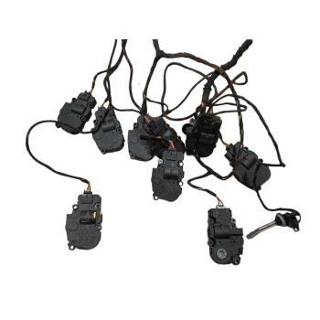 MOTOR APERTURA TRAMPILLAS CLIMATIZADOR 4M0820511A 412650920 