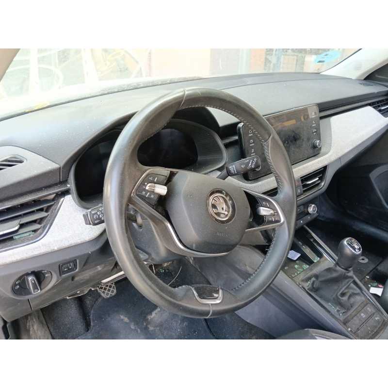 Recambio de volante para skoda kamiq (nw4) 1.0 tsi referencia OEM IAM   