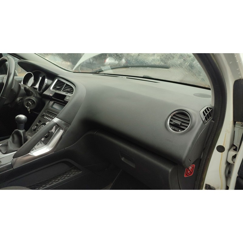 Recambio de salpicadero para peugeot 3008 i monospace (0u_) 1.6 vti referencia OEM IAM 824708  