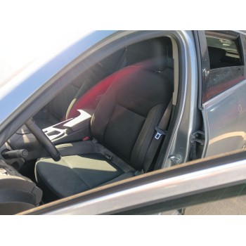 ASIENTO DELANTERO IZQUIERDO 