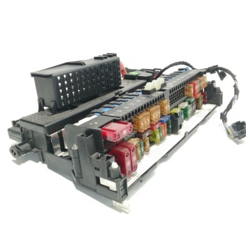 CAJA RELES / FUSIBLES 8364542 E6314H 18500000000