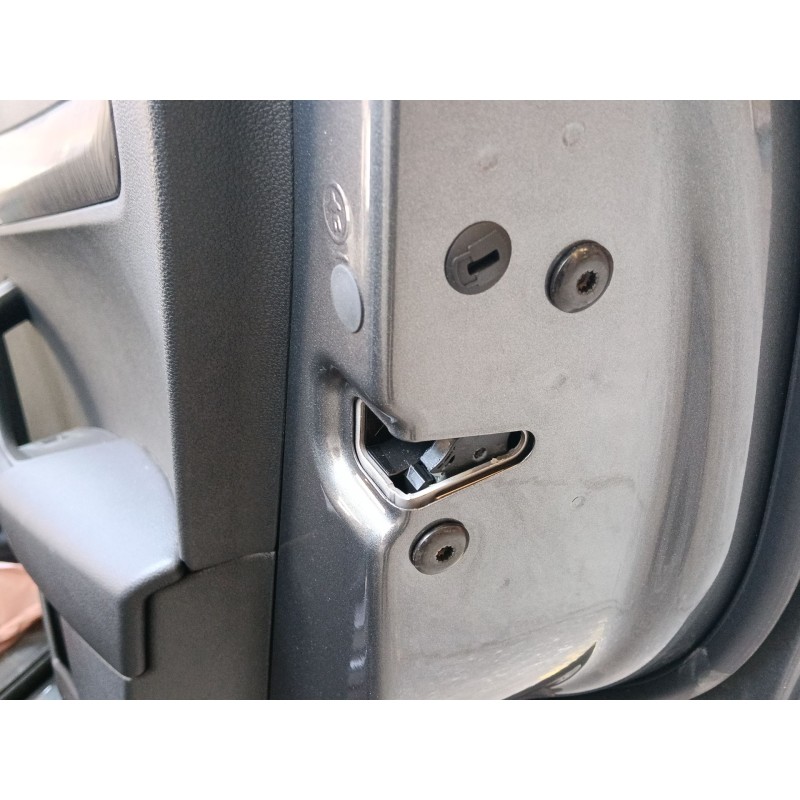 Recambio de cerradura puerta trasera derecha para skoda karoq (nu7, nd7) 1.5 tsi referencia OEM IAM 5TA839016AA  