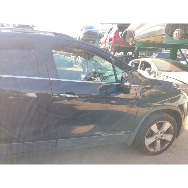 Recambio de puerta delantera derecha para chevrolet trax 1.7 td referencia OEM IAM   