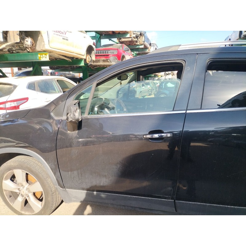 Recambio de puerta delantera izquierda para chevrolet trax 1.7 td referencia OEM IAM   