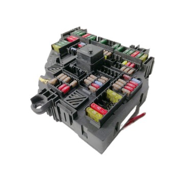 CAJA RELES / FUSIBLES 417033452 23011304272169 926492301