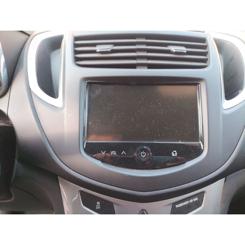 Recambio de sistema audio / radio cd para chevrolet trax 1.7 td referencia OEM IAM   