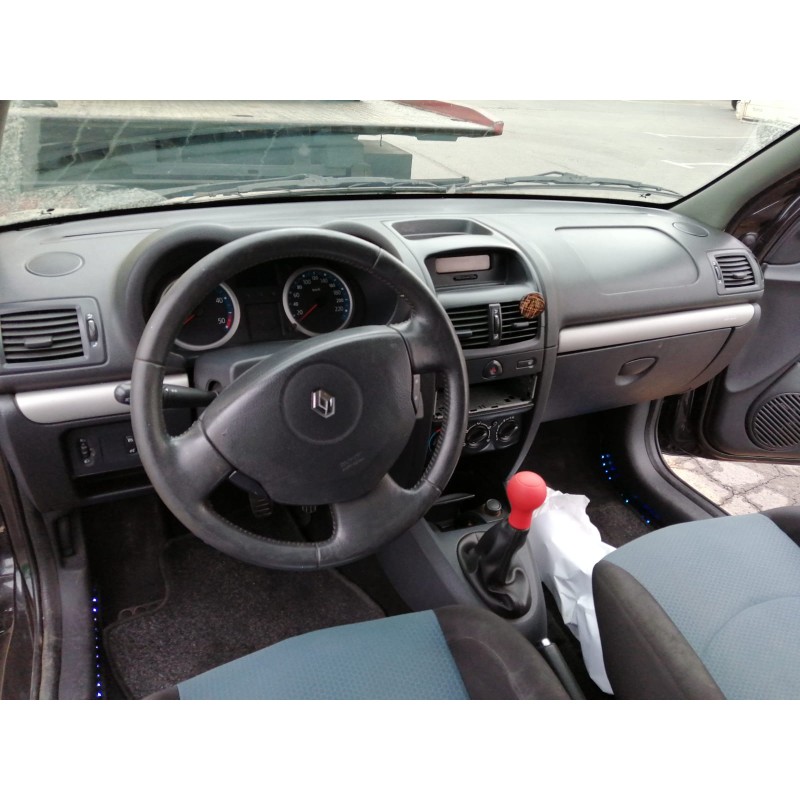 RENAULT CLIO II FASE II (B/CB0)