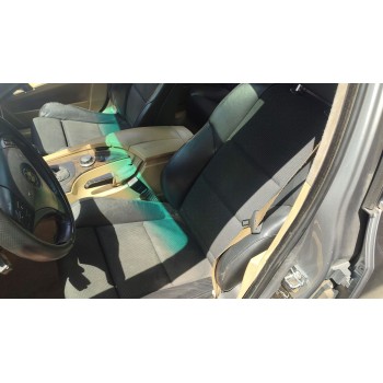 ASIENTO DELANTERO IZQUIERDO 