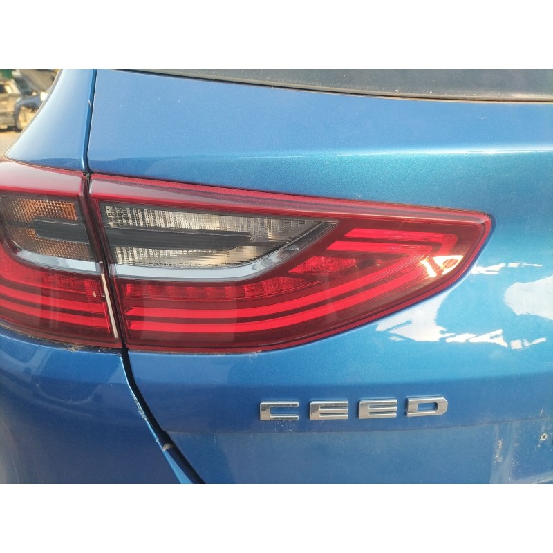 Recambio de piloto trasero izquierdo interior para kia ceed (cd) 1.0 t-gdi referencia OEM IAM   