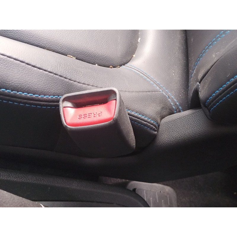 Recambio de enganche cinturon delantero derecho para dacia spring ev (b6m1) referencia OEM IAM   