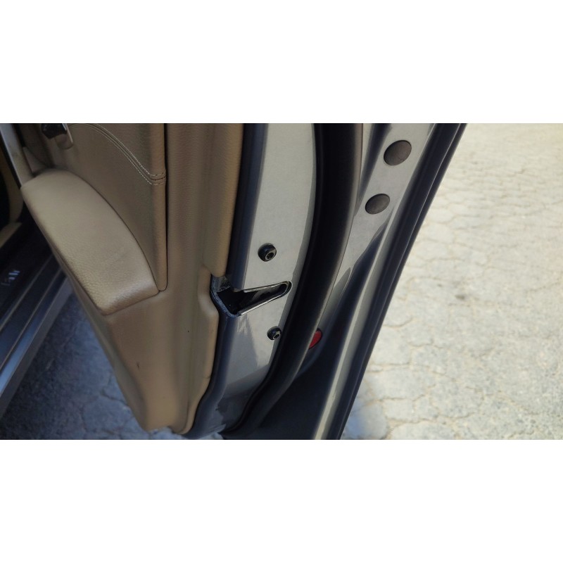 Recambio de cerradura puerta delantera derecha para bmw 5 (e60) 530 d referencia OEM IAM 51217202146 / 51247840617  