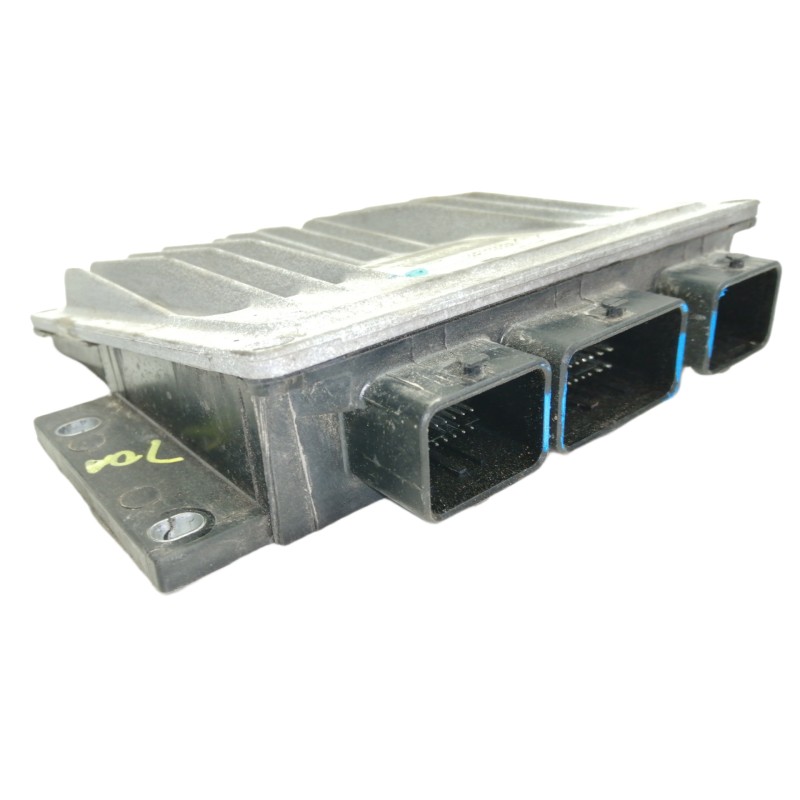 Recambio de centralita motor uce para renault clio iii exception 2 referencia OEM IAM 8200911560  8200909666