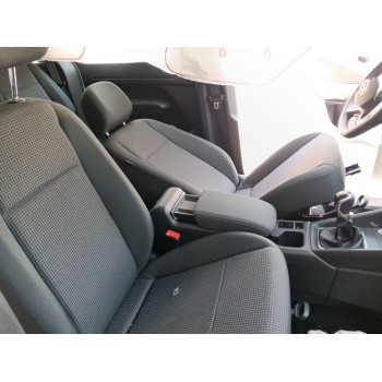 ASIENTO DELANTERO IZQUIERDO 