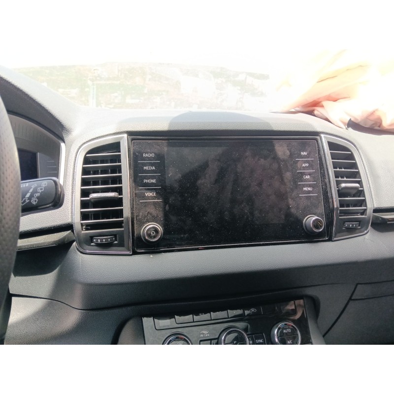 Recambio de sistema audio / radio cd para skoda karoq (nu7, nd7) 1.5 tsi referencia OEM IAM   