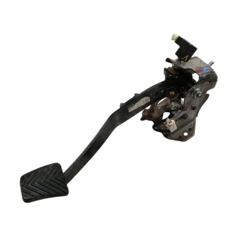 PEDAL EMBRAGUE 
