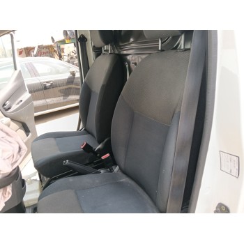 ASIENTO DELANTERO DERECHO 