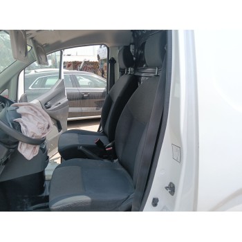ASIENTO DELANTERO IZQUIERDO 