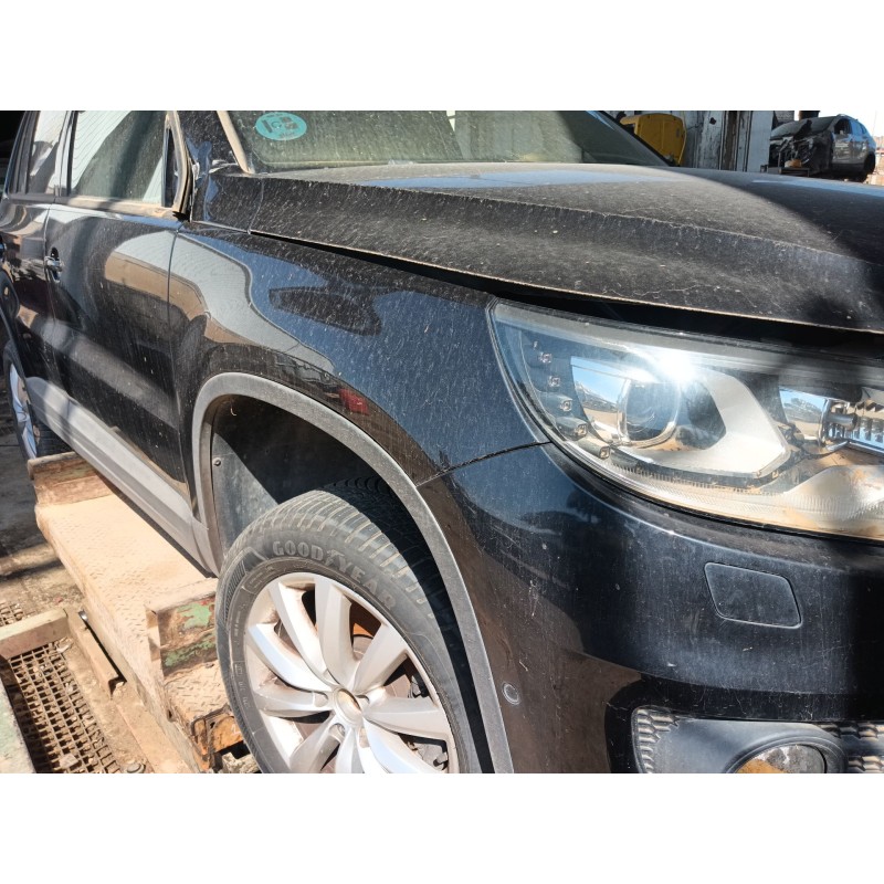 Recambio de aleta delantera derecha para volkswagen tiguan (5n_) 2.0 tdi referencia OEM IAM 5N0821106A  
