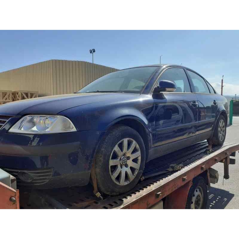 VOLKSWAGEN PASSAT BERLINA (3B3)