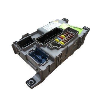 CAJA RELES / FUSIBLES 52032154 0D85728484476 