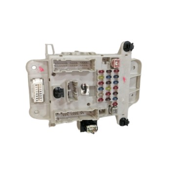 CAJA RELES / FUSIBLES 8198050030 0665004650