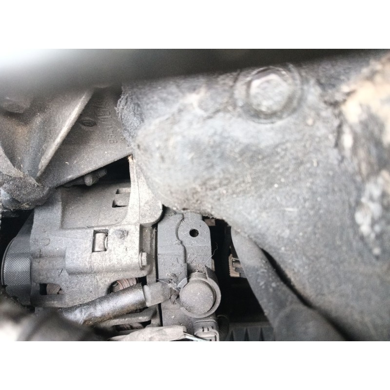Recambio de alternador para toyota aygo (_b1_) 1.4 hdi (wnb10_) referencia OEM IAM 27060YV010  